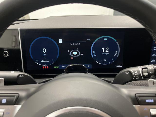 used 2025 Hyundai TUCSON Hybrid car, priced at $34,294