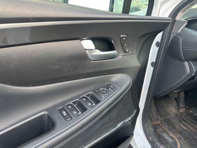 used 2022 Hyundai Santa Fe car, priced at $25,694
