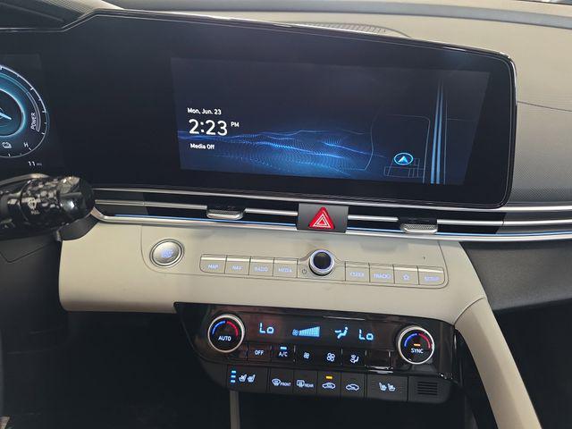 new 2025 Hyundai Elantra car, priced at $30,012