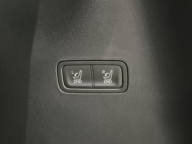 used 2025 Hyundai Santa Fe car, priced at $32,495