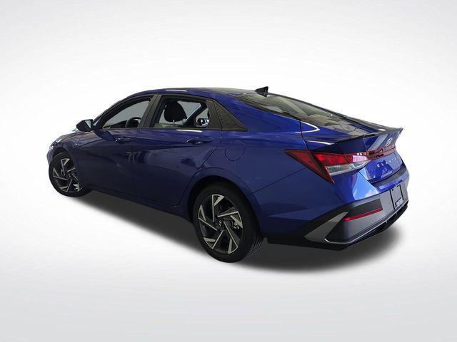 new 2025 Hyundai Elantra car, priced at $23,628