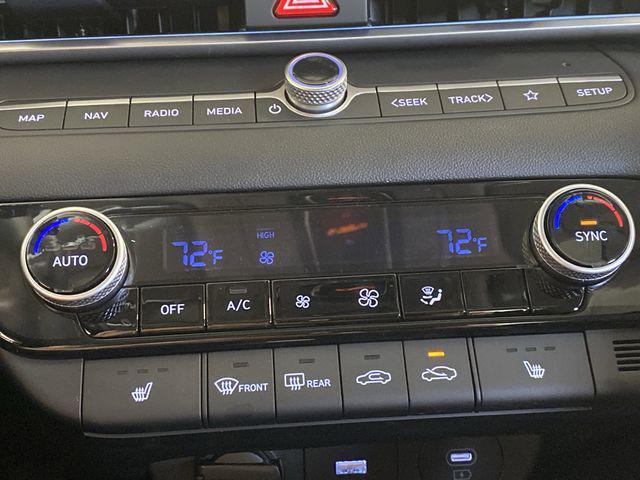 new 2025 Hyundai Elantra car, priced at $25,427