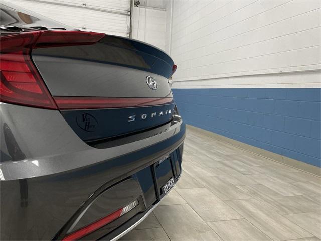 used 2023 Hyundai Sonata Hybrid car, priced at $22,314