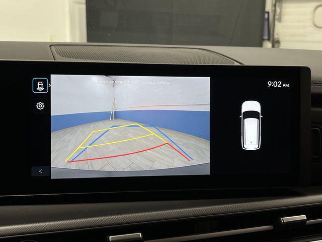 used 2024 Hyundai Santa Fe car, priced at $29,318