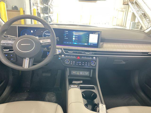 new 2025 Hyundai Sonata Hybrid car, priced at $38,162