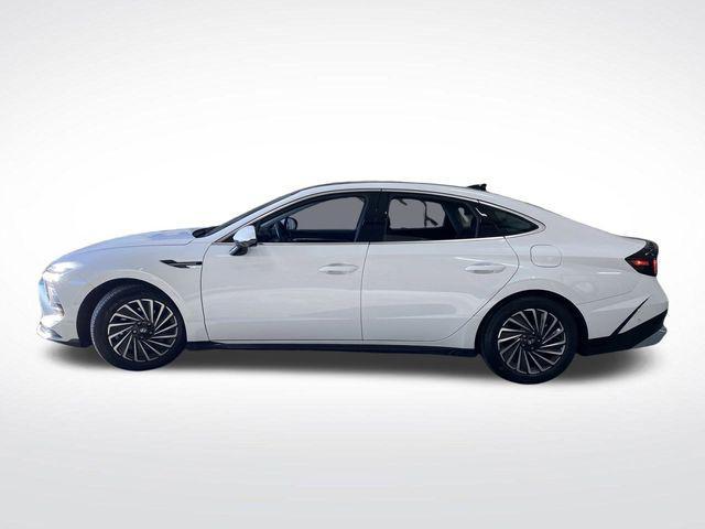 used 2025 Hyundai Sonata Hybrid car, priced at $31,995