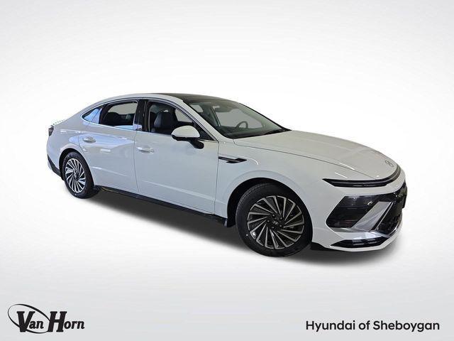 new 2025 Hyundai Sonata Hybrid car, priced at $38,638