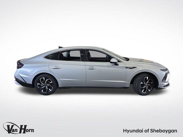 new 2025 Hyundai Sonata car, priced at $29,783
