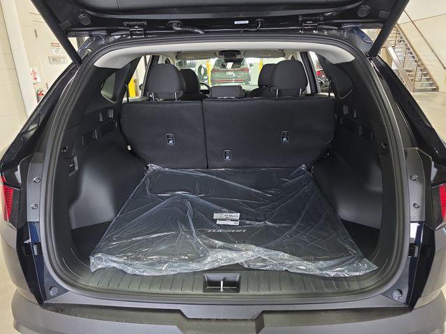 new 2026 Hyundai TUCSON Hybrid car, priced at $35,487