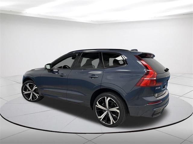 used 2022 Volvo XC60 car, priced at $32,817