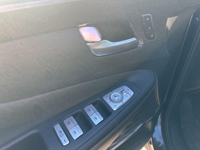 used 2023 Hyundai Santa Fe car, priced at $29,667