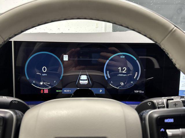 used 2024 Hyundai SANTA FE HEV car, priced at $38,895