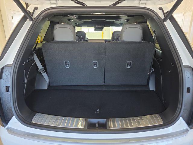 new 2026 Hyundai Palisade Hybrid car, priced at $60,895