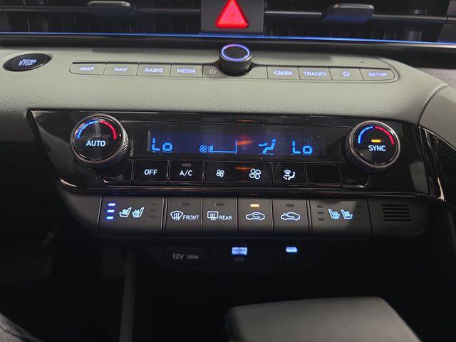 new 2025 Hyundai Elantra car, priced at $30,919
