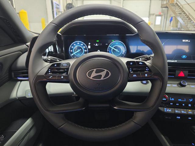 new 2025 Hyundai Elantra car, priced at $30,419