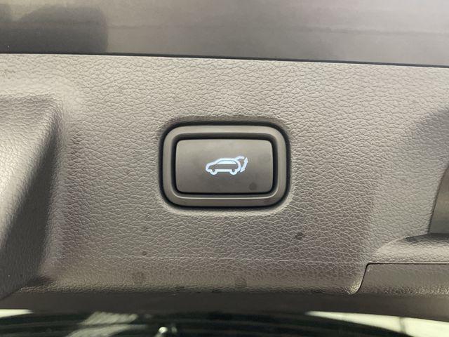 used 2024 Hyundai Palisade car, priced at $39,372