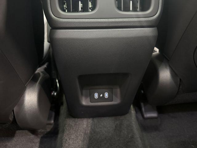 new 2025 Hyundai TUCSON Hybrid car, priced at $36,811