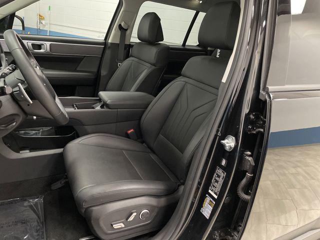 used 2024 Hyundai Santa Fe car, priced at $30,674