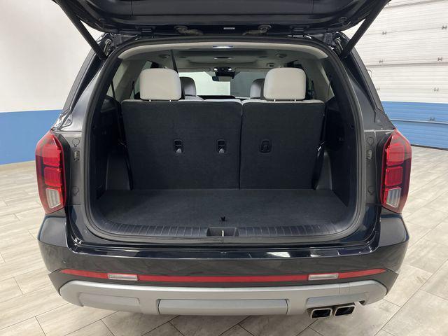 used 2024 Hyundai Palisade car, priced at $33,995