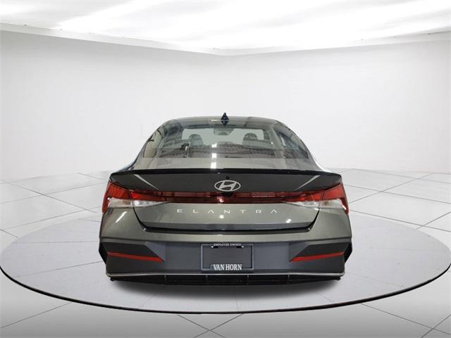 new 2025 Hyundai Elantra car, priced at $23,687