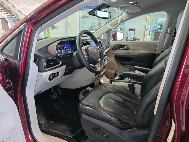 used 2017 Chrysler Pacifica car, priced at $16,496