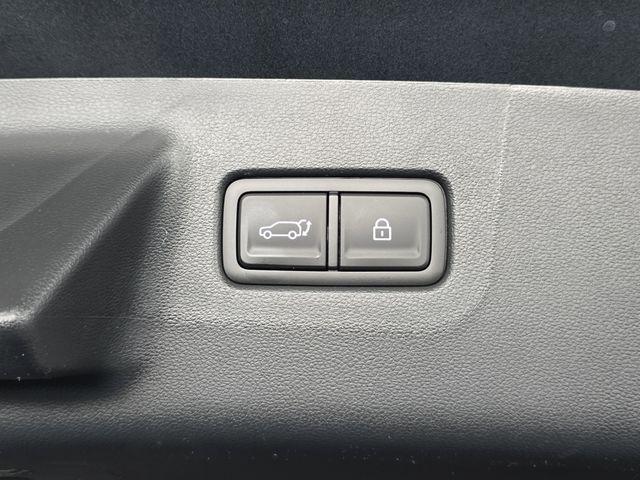 new 2025 Hyundai Santa Fe car, priced at $43,457