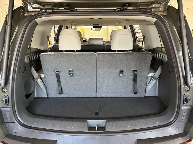 new 2025 Hyundai Santa Fe car, priced at $38,316