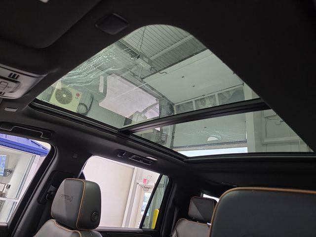 used 2023 GMC Yukon XL car, priced at $54,113