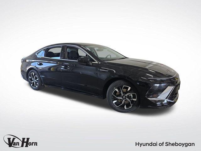 new 2025 Hyundai Sonata car, priced at $29,782