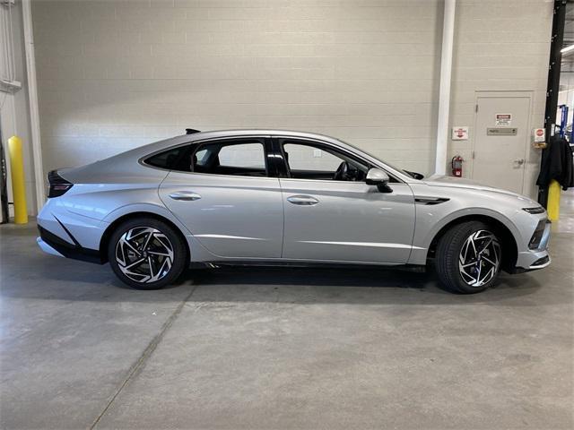 new 2025 Hyundai Sonata car, priced at $29,851