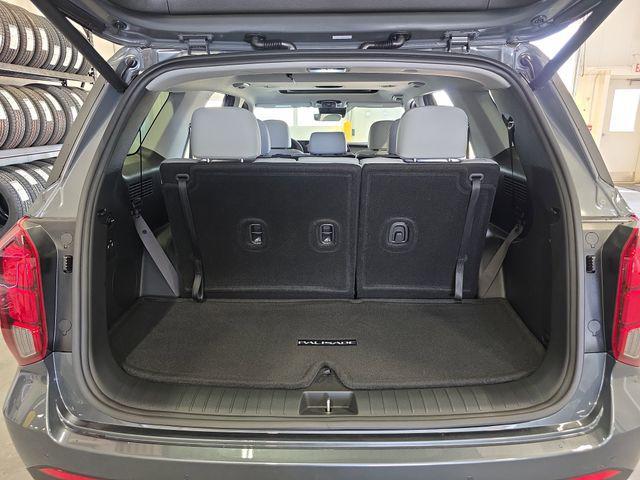 new 2025 Hyundai Palisade car, priced at $46,524