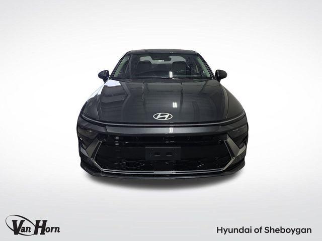 new 2025 Hyundai Sonata Hybrid car, priced at $32,102