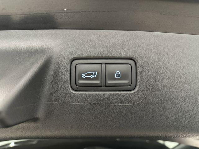 used 2024 Hyundai Santa Fe car, priced at $34,395