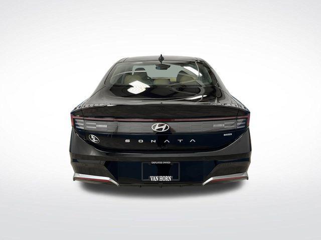 used 2025 Hyundai Sonata Hybrid car, priced at $30,364