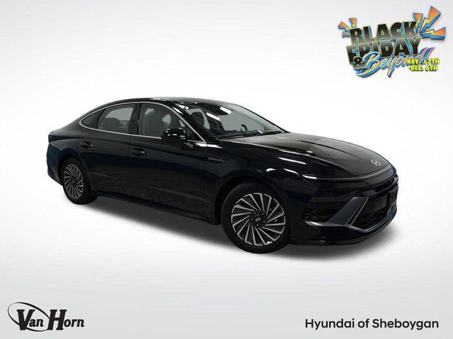 used 2025 Hyundai Sonata Hybrid car, priced at $28,695