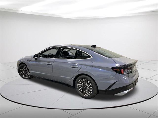 new 2025 Hyundai Sonata Hybrid car, priced at $36,840