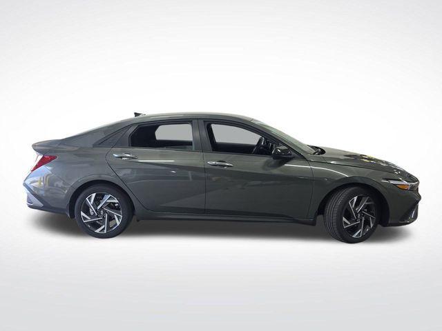 new 2025 Hyundai Elantra car, priced at $23,511