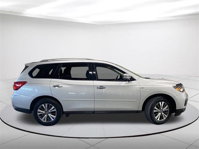 used 2019 Nissan Pathfinder car, priced at $16,997