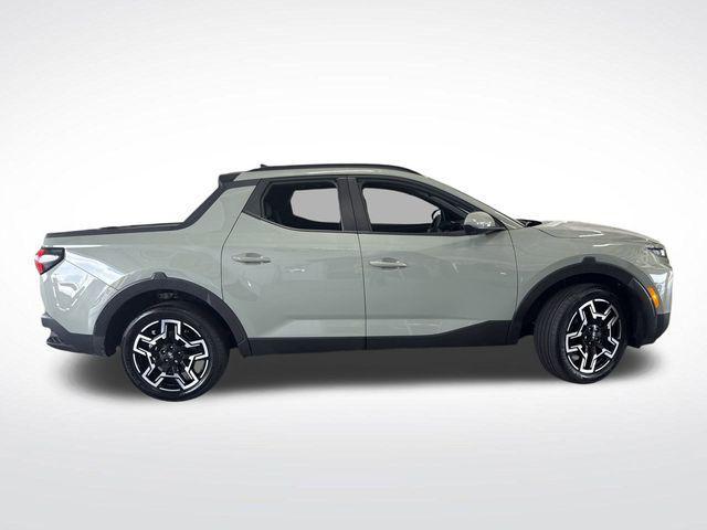 used 2025 Hyundai SANTA CRUZ car, priced at $35,813