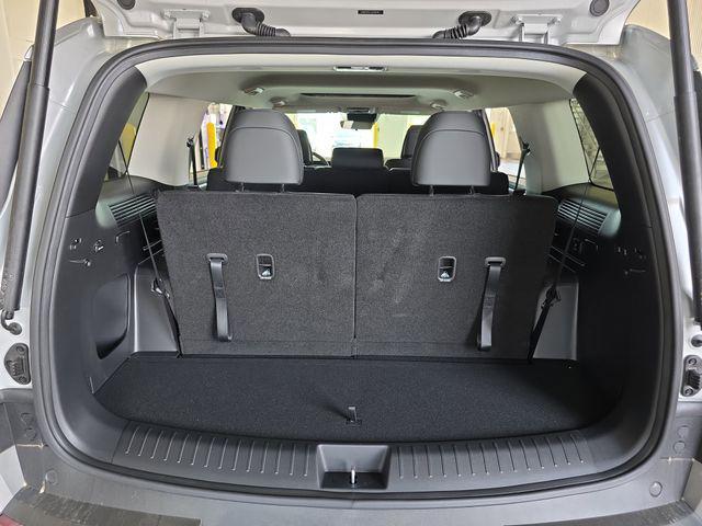 new 2025 Hyundai Santa Fe car, priced at $39,624