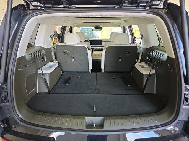 new 2025 Hyundai Santa Fe car, priced at $47,819