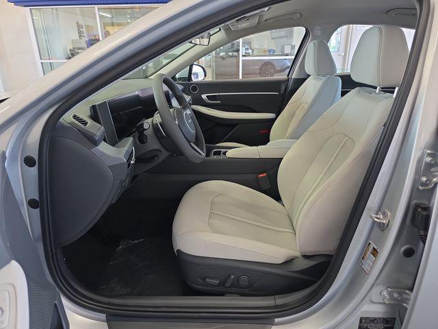new 2025 Hyundai Sonata car, priced at $29,794