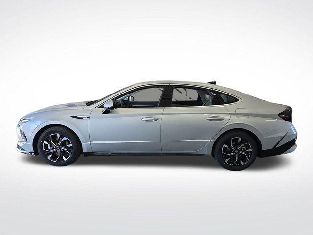 new 2025 Hyundai Sonata car, priced at $29,794