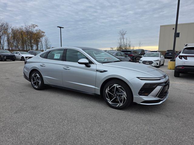 used 2025 Hyundai Sonata car, priced at $25,896