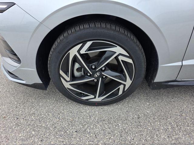 used 2025 Hyundai Sonata car, priced at $25,896