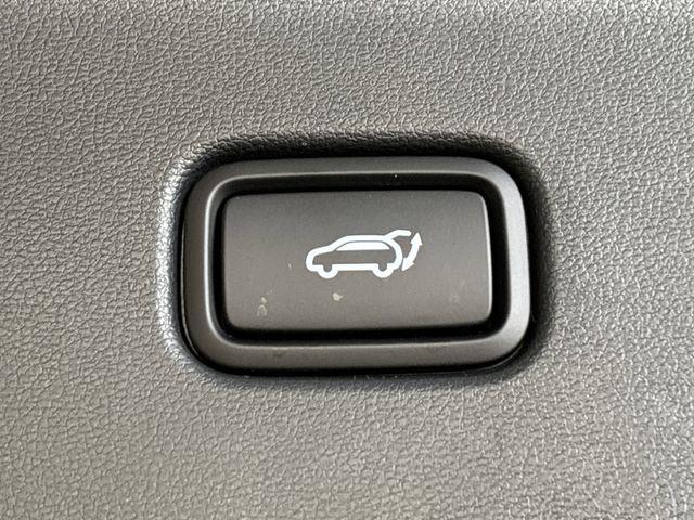 new 2025 Hyundai TUCSON Hybrid car, priced at $36,546