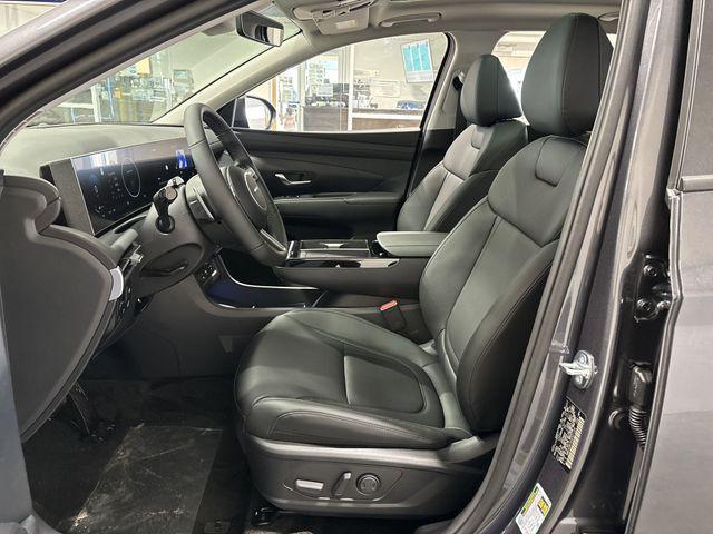new 2025 Hyundai TUCSON Hybrid car, priced at $37,046