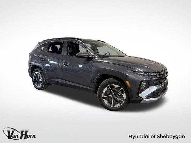 new 2025 Hyundai TUCSON Hybrid car, priced at $37,046