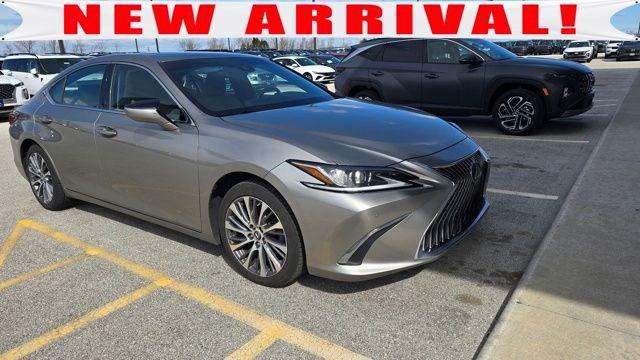 used 2019 Lexus ES 350 car, priced at $20,486