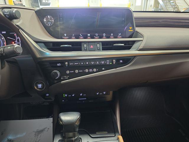 used 2019 Lexus ES 350 car, priced at $18,991